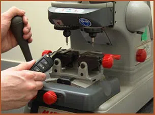 Forest Hills Lock And Key Forest Hills, NY 718-971-9672 - 14-auto-car-key-cut